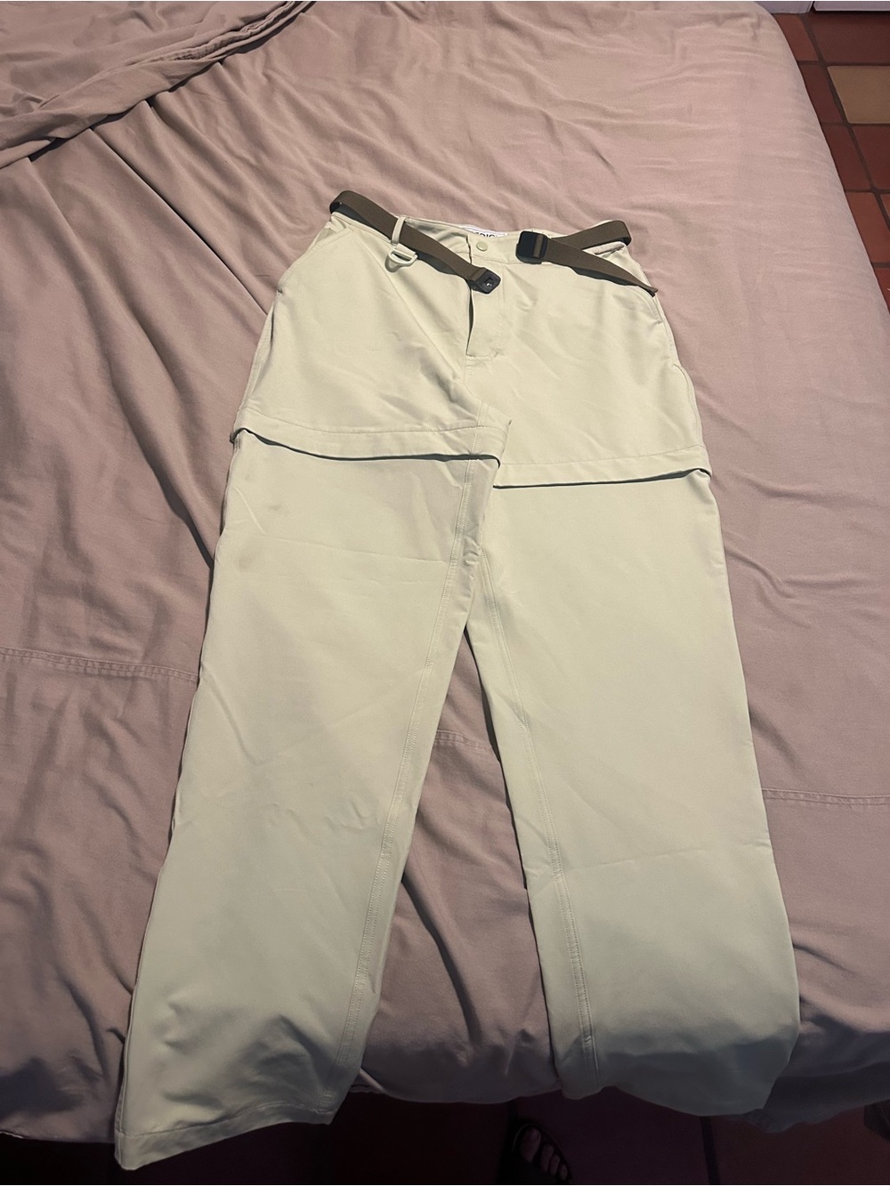 Women’s Light Green Convertible Cargo Pants